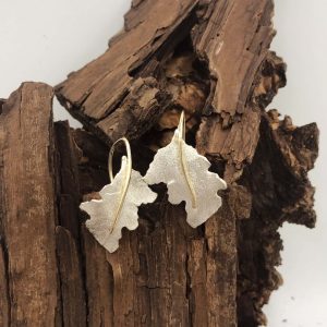 lange zilver en gouden botanische handgemaakte bladoorbellen herfst natuur