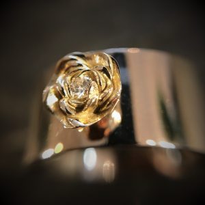 Gouden jubileum ring