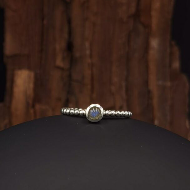 ring met maansteen