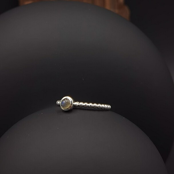 ring met labradoriet