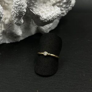 'Subtile spark' 14k Ring