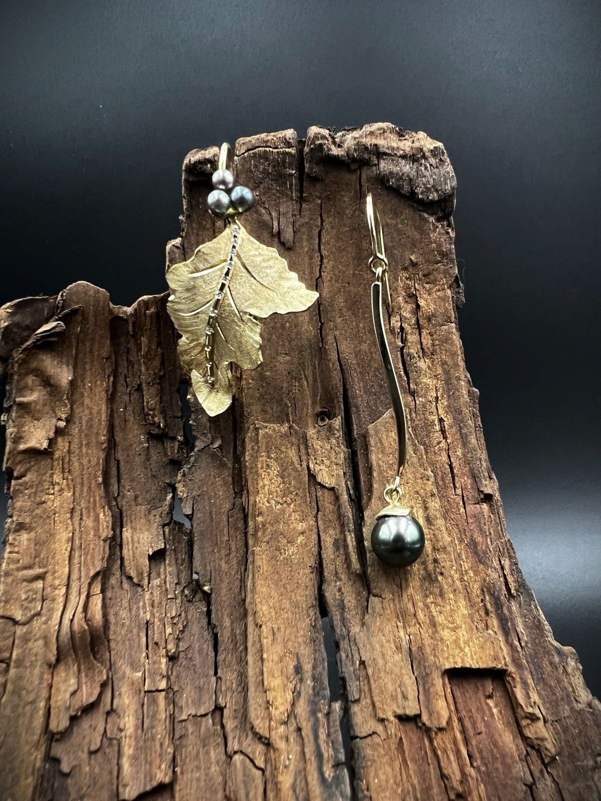 oorbellen geelgoud blad akoya