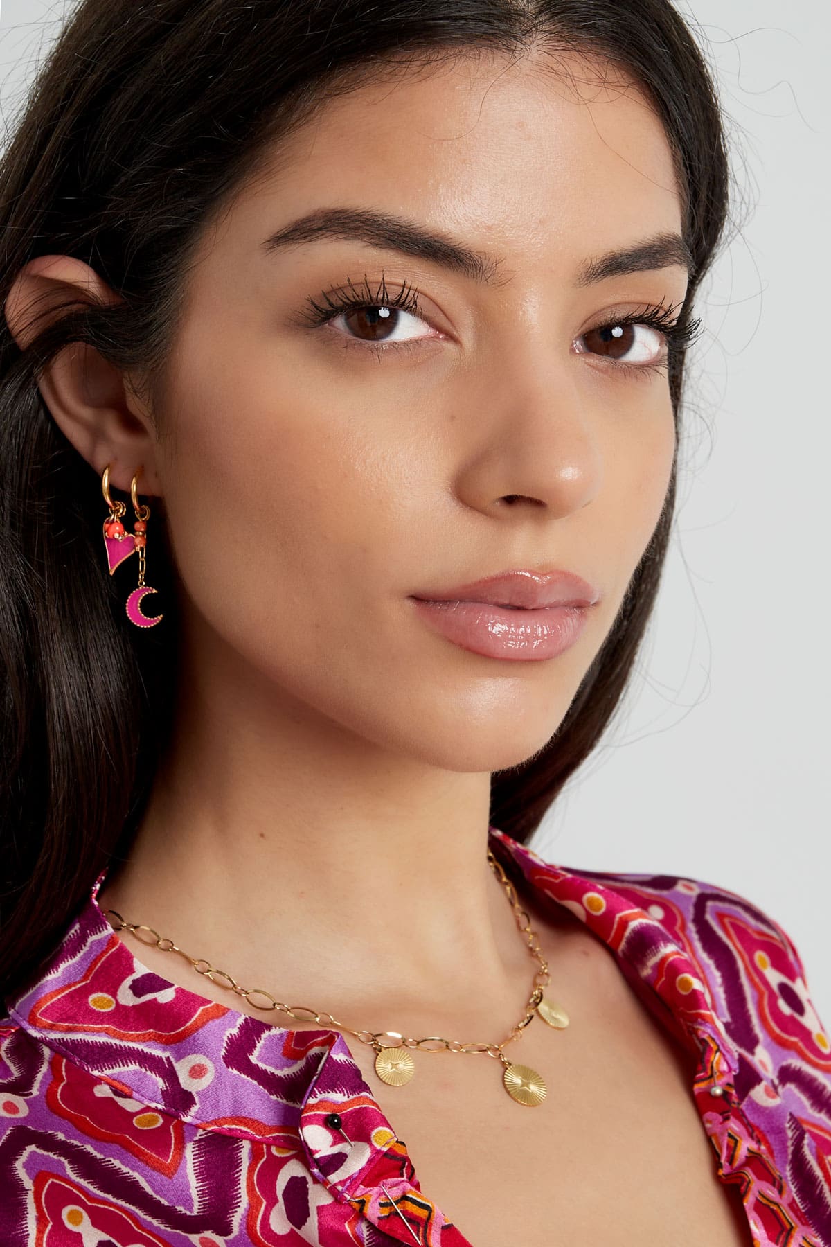 Oorbellen goud met roze hart - Afbeelding 4