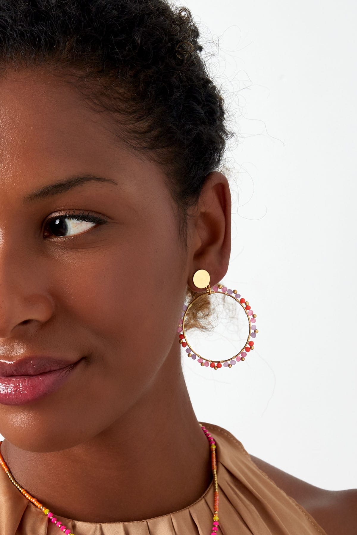 Ronde Glaskralen oorbellen in verschillende kleurtjes - Afbeelding 3