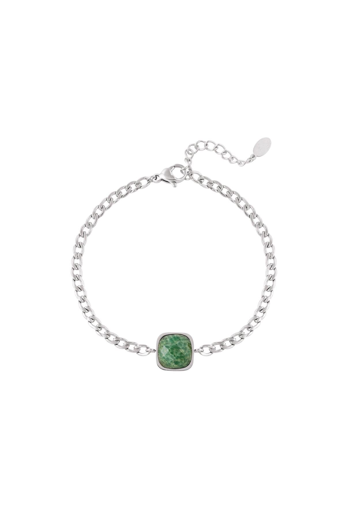 Zilveren armband met groene steen