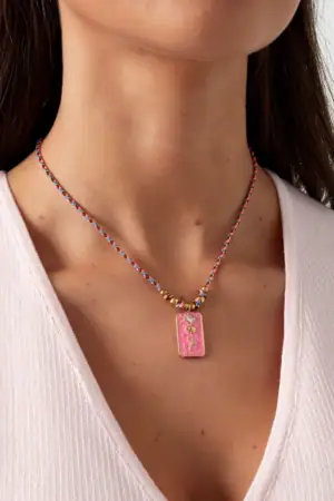 Ketting Roses & Roll om nek