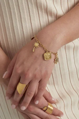 Bedelarmband Retro Summer Goud om pols