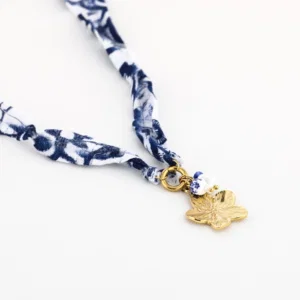 Bedelketting Stof Delftsblauw Bloemenhanger