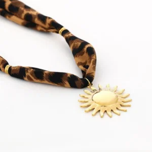 Scarf Necklace Luipaardprint En Zonhanger