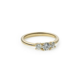 Geelgouden ring met drie diamanten 0.60ct