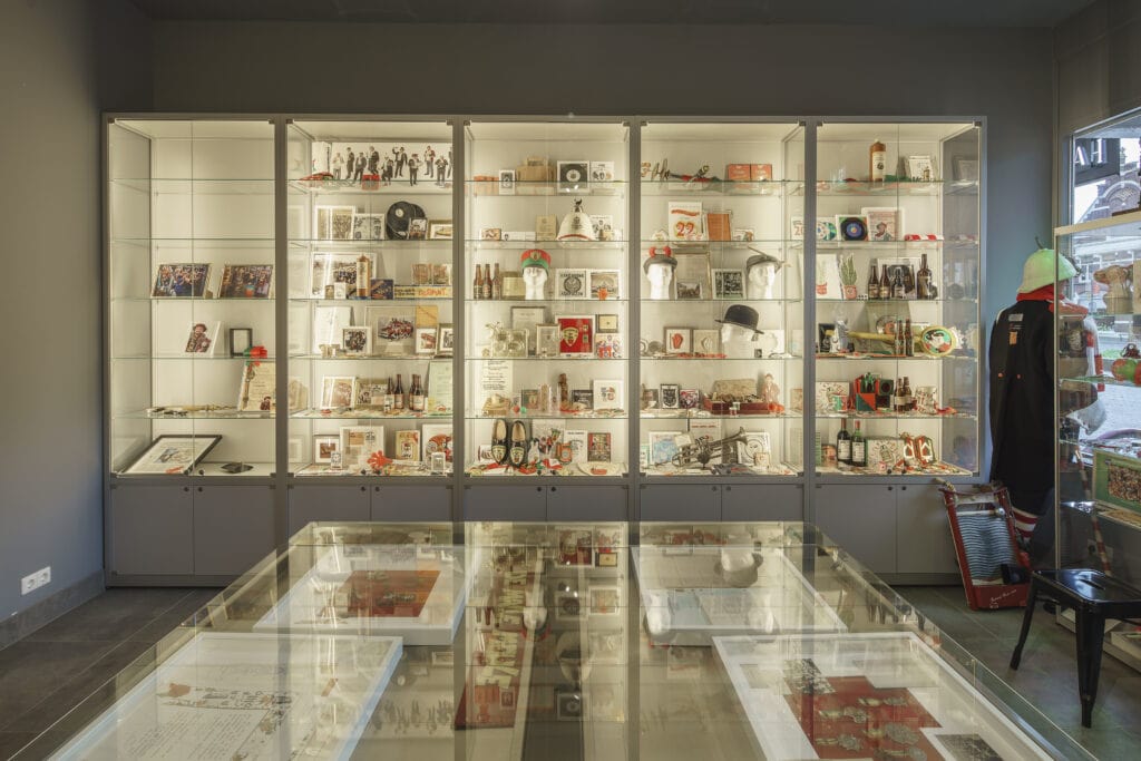 vitrines in musea
