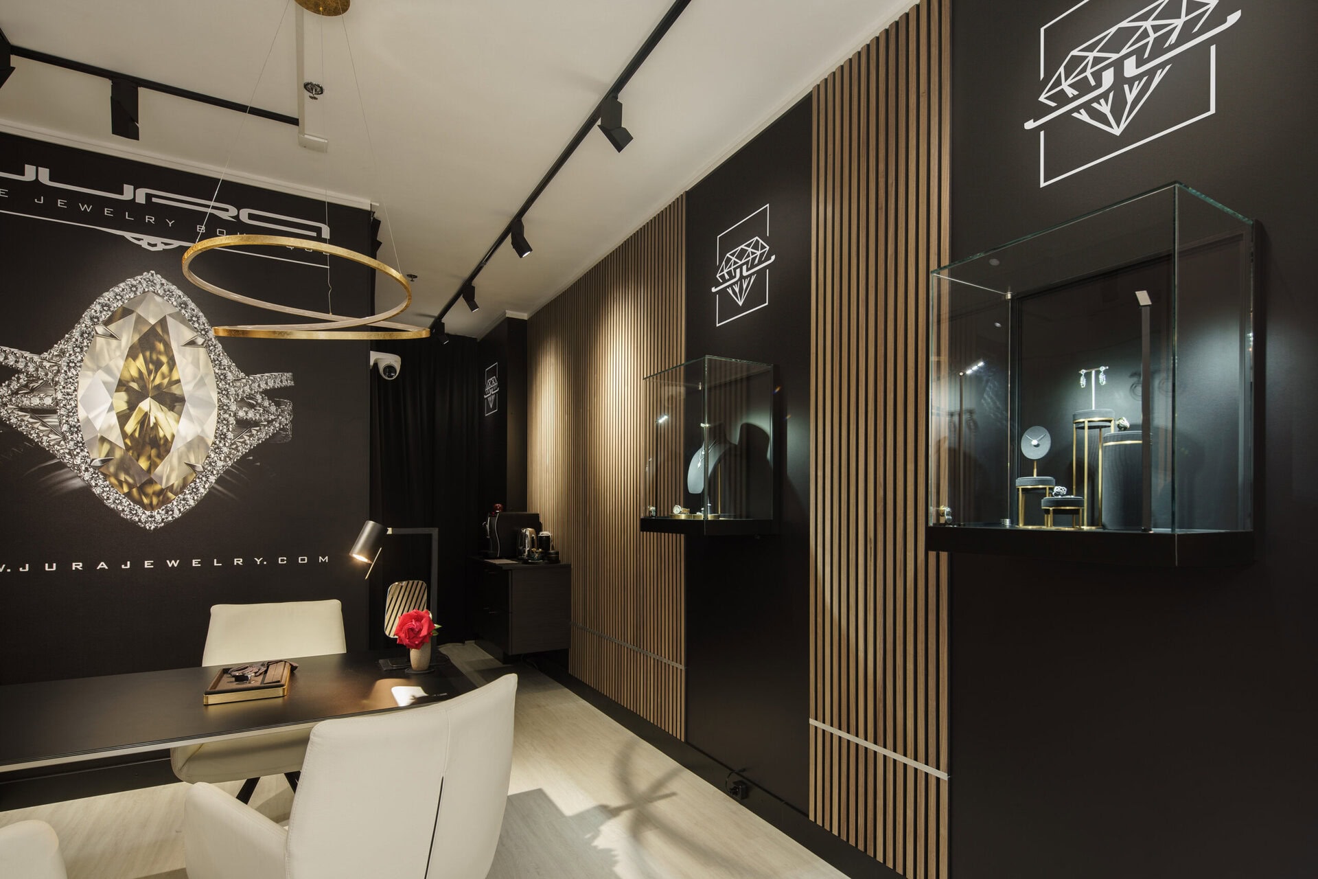 wandvitrine winkel juwelier Jura door SDB