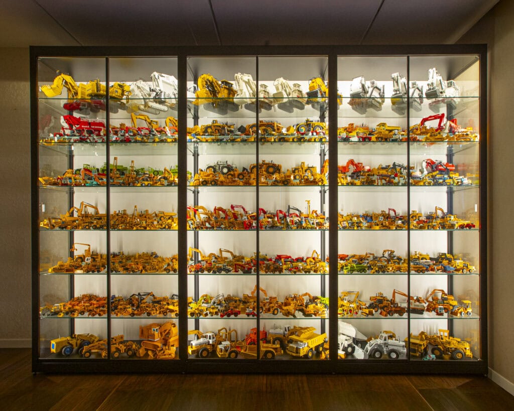 wandvitrine thuis, verzamelaar, sdb vitrine