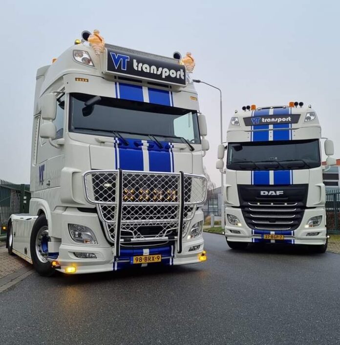 02-1010 DAF XF SUPER SPACE CAB MY 2017 4X2 VT TRANSPORT