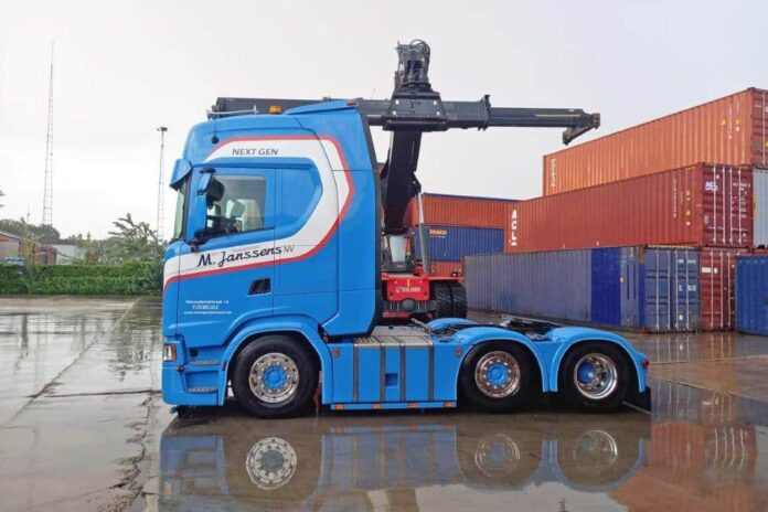 SCANIA S SERIES HIGH ROOF 6X2  TRANSPORT M.  JANSSENS - Afbeelding 2