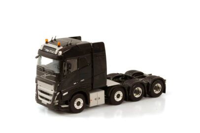premium-line-volvo-fh5-globetrotter-8x4