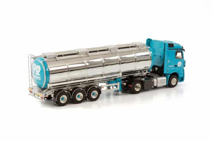 Van Opdorp Transportgroep; MERCEDES-BENZ ACTROS MP5 STREAM SPACE 4X2 TANK TRAILER - 3 AXLE - Afbeelding 2
