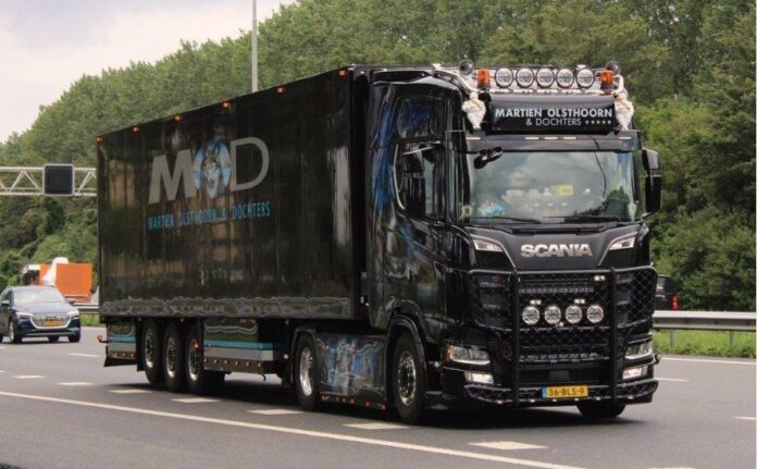 SCANIA  NEXT GEN S-SERIE HIGHLINE MET 3 ASSIGE KOELOPLEGGER  OLSHOORN - Afbeelding 5