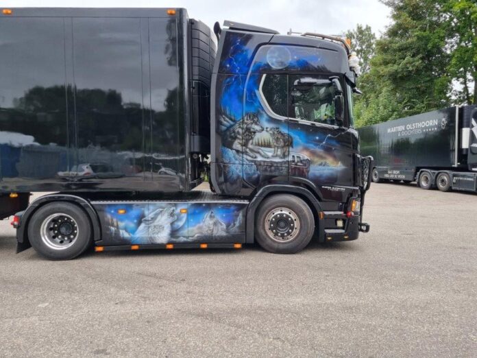 SCANIA  NEXT GEN S-SERIE HIGHLINE MET 3 ASSIGE KOELOPLEGGER  OLSHOORN - Afbeelding 6