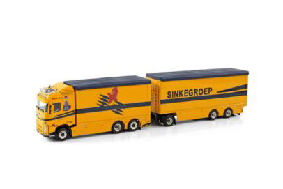 SINKE; VOLVO FH 4 GLOBETROTTER 6X2 TAG AXLE RIGED COMBI - 6 AXLE RESIN