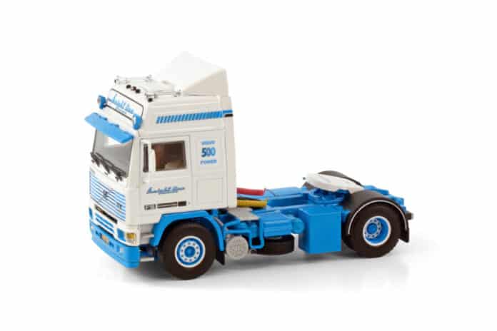 FREIGHT LINE EUROPE; VOLVO F16 GLOBETROTTER 4X2