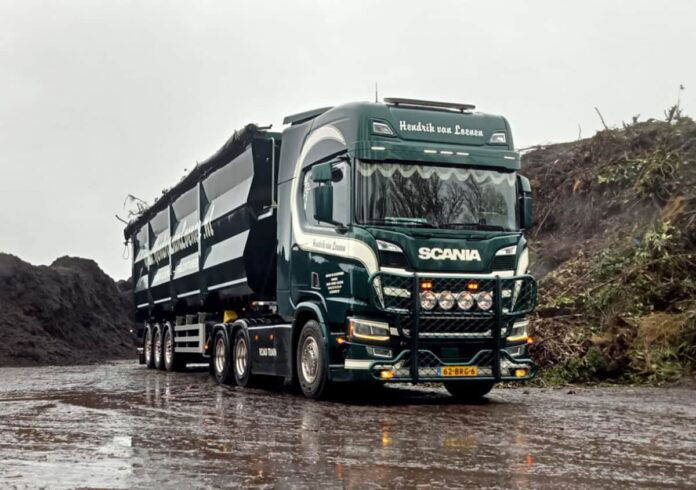 HENDRIK VAN LOENEN; SCANIA R HIGHLINE CR20H 6X2 TAG AXLE TIPPER VOLUME TRAILER - 3 AXLE