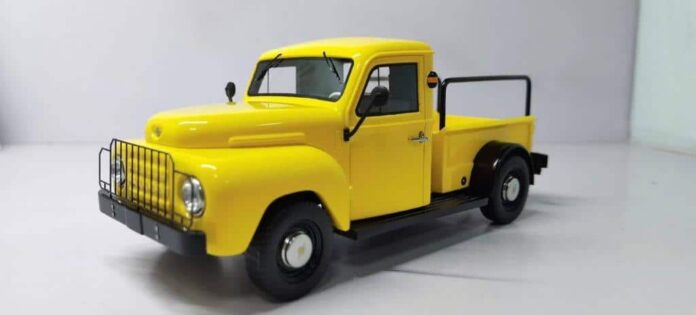 VDM DAF A 117  PICK UP  GEEL