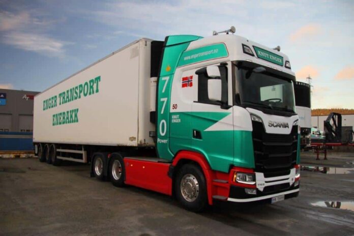 SCANIA NEXT GEN S 770-V8 HIGHLINE MET 3 ASSIGE KOELOPLEGGER KNUT ENGER - Afbeelding 2