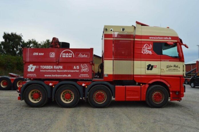 MAN TGX GX 8X4 ZWAAR TRANSPORT TREKKER MET VELE NIEUWE  ONDERDELEN  TORBEN RAFN - Afbeelding 6