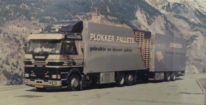 SCANIA  3 SERIE MOTORWAGEN MET 2 ASSIGE WIPKAR   PLOKKER PALLETS - Afbeelding 4