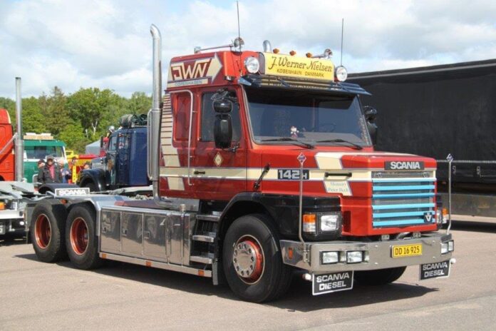 SCANIA TORPEDO 142 SLEEPAS TREKKER MET 3 ASSIGE KOELOPLEGGER  WERNER NIELSEN - Afbeelding 5