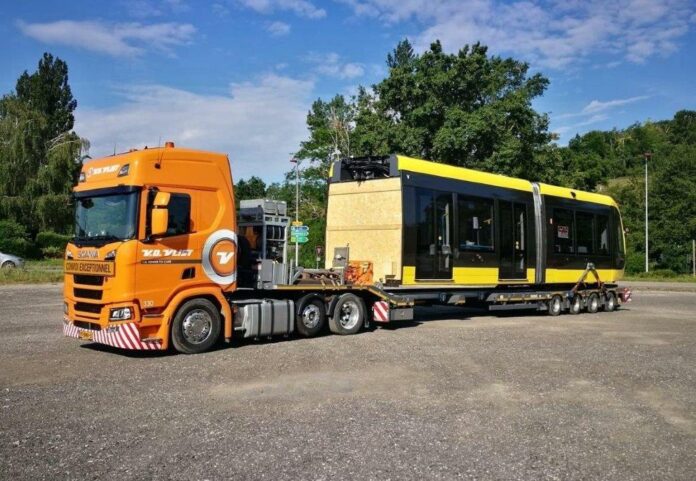 SCANIA R HIGH 6X2 + MCOS  4 VAN DER VLIST