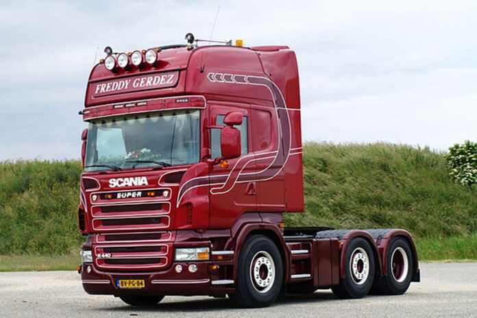FREDDY GERDEZ TRANSPORT; SCANIA R5 TOPLINE 6X2 TWIN STEER