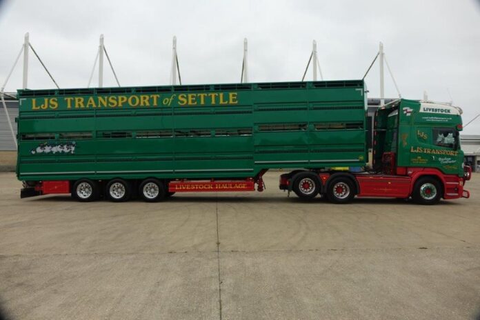 SCANIA  R-SERIE TOPLINE MET HOUGHTON PARKHOUSE VEETRAILER   LJS TRANSPORT - Afbeelding 4