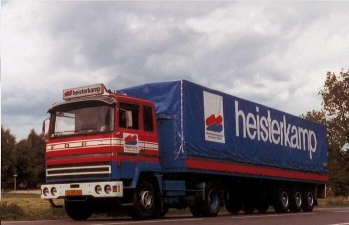 FORD TRANSCONTINENTAL MET 3 ASSIGE HUIFOPLEGGER  HEISTERKAMP - Afbeelding 5