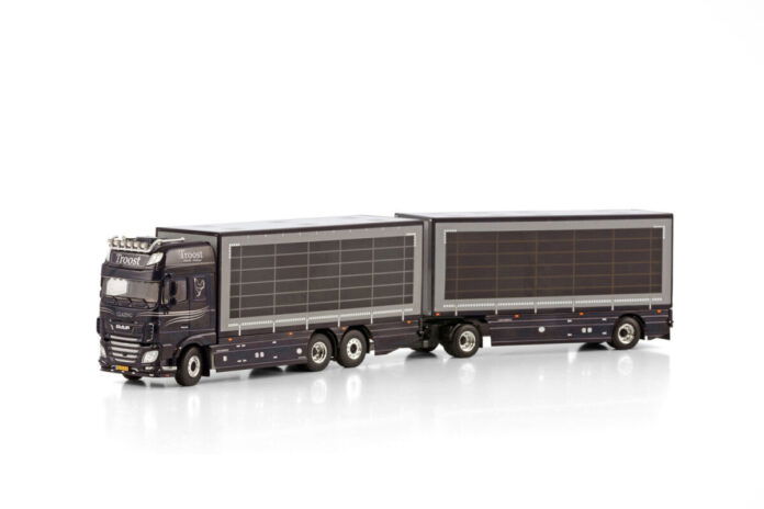TROOST PLUIMVEE TRANSPORT; DAF XF 6X2 TAG AXLE RIGED TRUCK DRAWBAR CURTAINSIDE COMBI - 2 AXLE