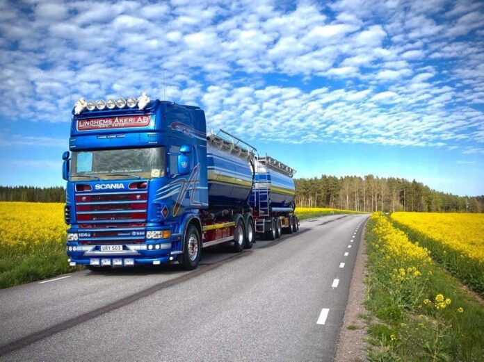 SCANIA  4 SERIE TOPLINE ZWEEDSE SILO COMBINATIE  LINGHEMS