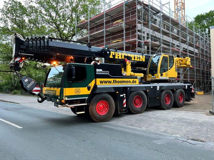 THÖMEN; LIEBHERR LTM 1090-4.2