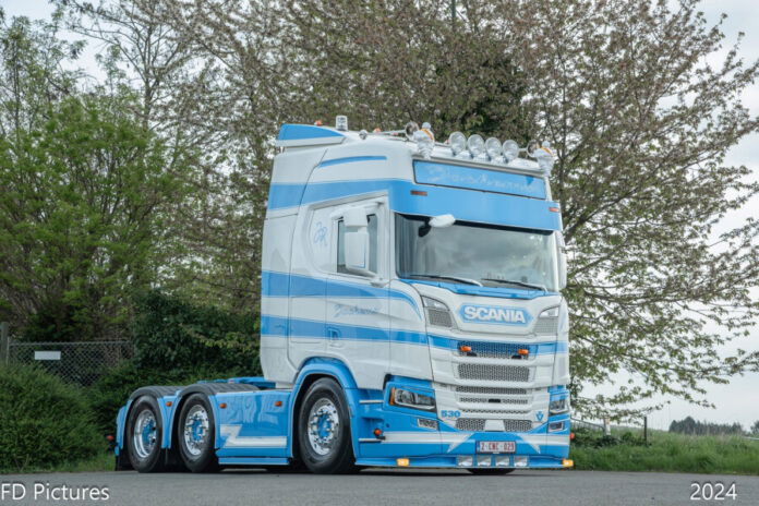 Jochems; SCANIA R HIGHLINE CR20H 6X2 TWIN STEER BOX TRAILER - 3 AXLE - Afbeelding 4