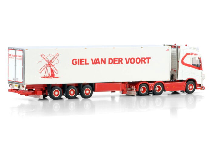 GIEL VAN DER VOORT; VOLVO FH4 GLOBETROTTER 6X2 TAG AXLE REEFER TRAILER - 3 AXLE - Afbeelding 3