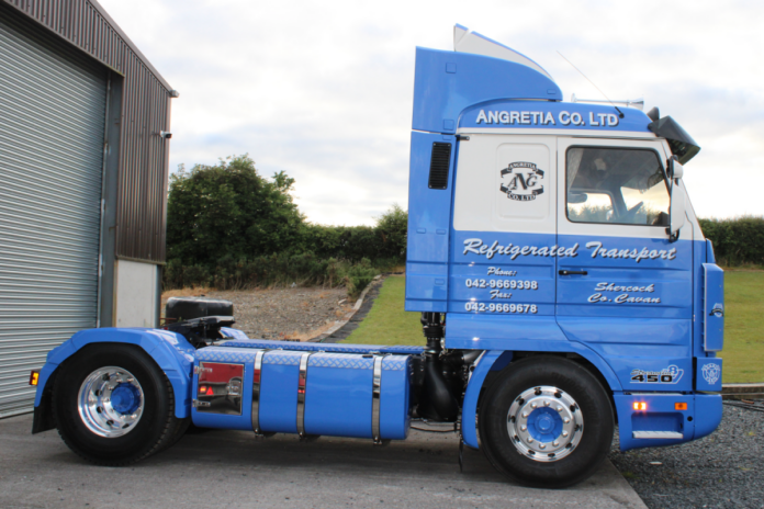 ANGRETIA CO. LTD; SCANIA 3 SERIES STREAMLINE 4X2 - Afbeelding 4