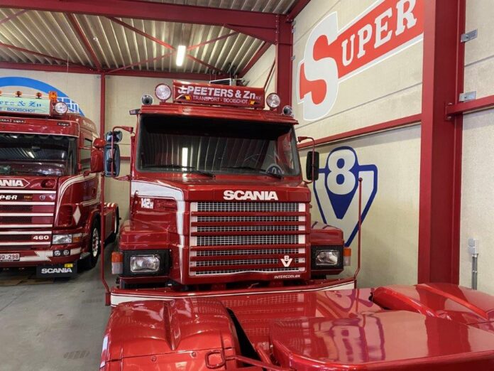 SCANIA 142 TORPEDO MOTORWAGEN MET RESIN LAADBAK   PEETERS - Afbeelding 3