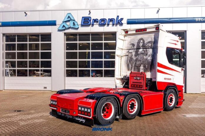 WSI SCANIA R HIGHLINE CR20H 6X2 VOORLOOP AS GUN GULEN EXCLUSIEF MODEL  - Afbeelding 7
