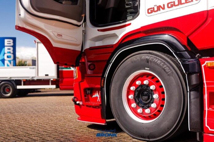 WSI SCANIA R HIGHLINE CR20H 6X2 VOORLOOP AS GUN GULEN EXCLUSIEF MODEL  - Afbeelding 10