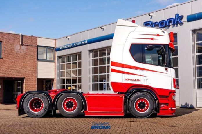 WSI SCANIA R HIGHLINE CR20H 6X2 VOORLOOP AS GUN GULEN EXCLUSIEF MODEL  - Afbeelding 9
