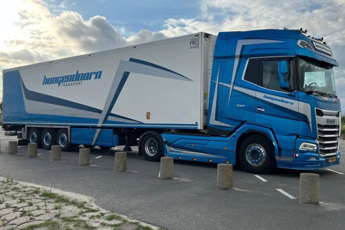 ANDRE HOOGENDOORN TRANSPORT; DAF XG+ 4X2 REEFER TRAILER - 3 AXLE