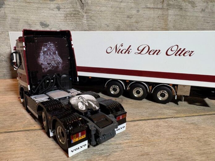 VOLVO FH 5 GLOB. 6X2 TWIN STEER + REEFER TRAILER  3 AXLE   N. DEN OTTER - Afbeelding 2
