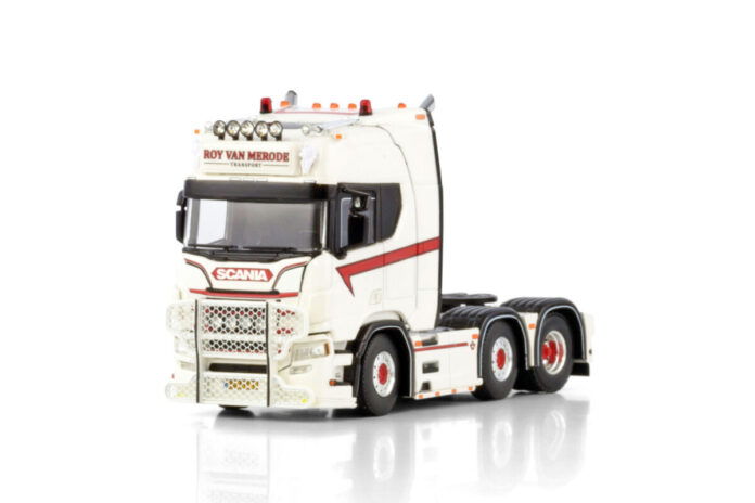 VAN MERODE TRANSPORT; SCANIA R HIGHLINE CR20H 6X2 TWIN STEER