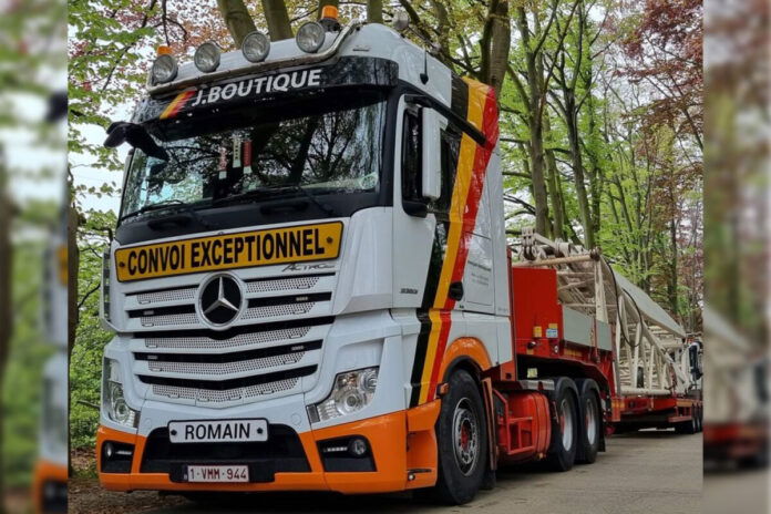 J. BOUTIQUE S.A.; MERCEDES-BENZ ACTROS BIG SPACE 6X4 MANOOVR - 5 AXLE