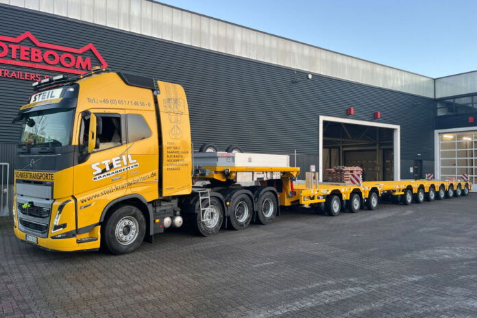 STEIL; VOLVO FH5 GLOBETROTTER XL 8X4 MANOOVR WITH 3 AXLE DOLLY - 7 AXLE